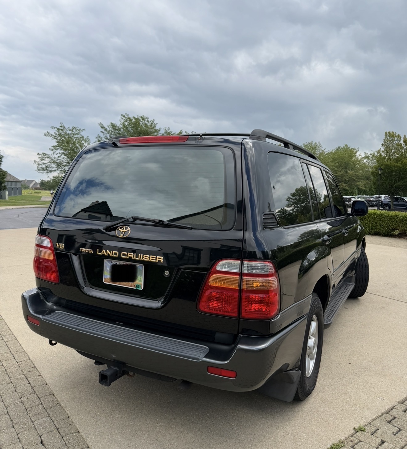 Used 1998 Toyota Land Cruiser w/ Leather Trim Pkg AWD/4WD image 6