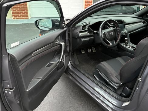 Used 2018 Honda Civic Si image 12