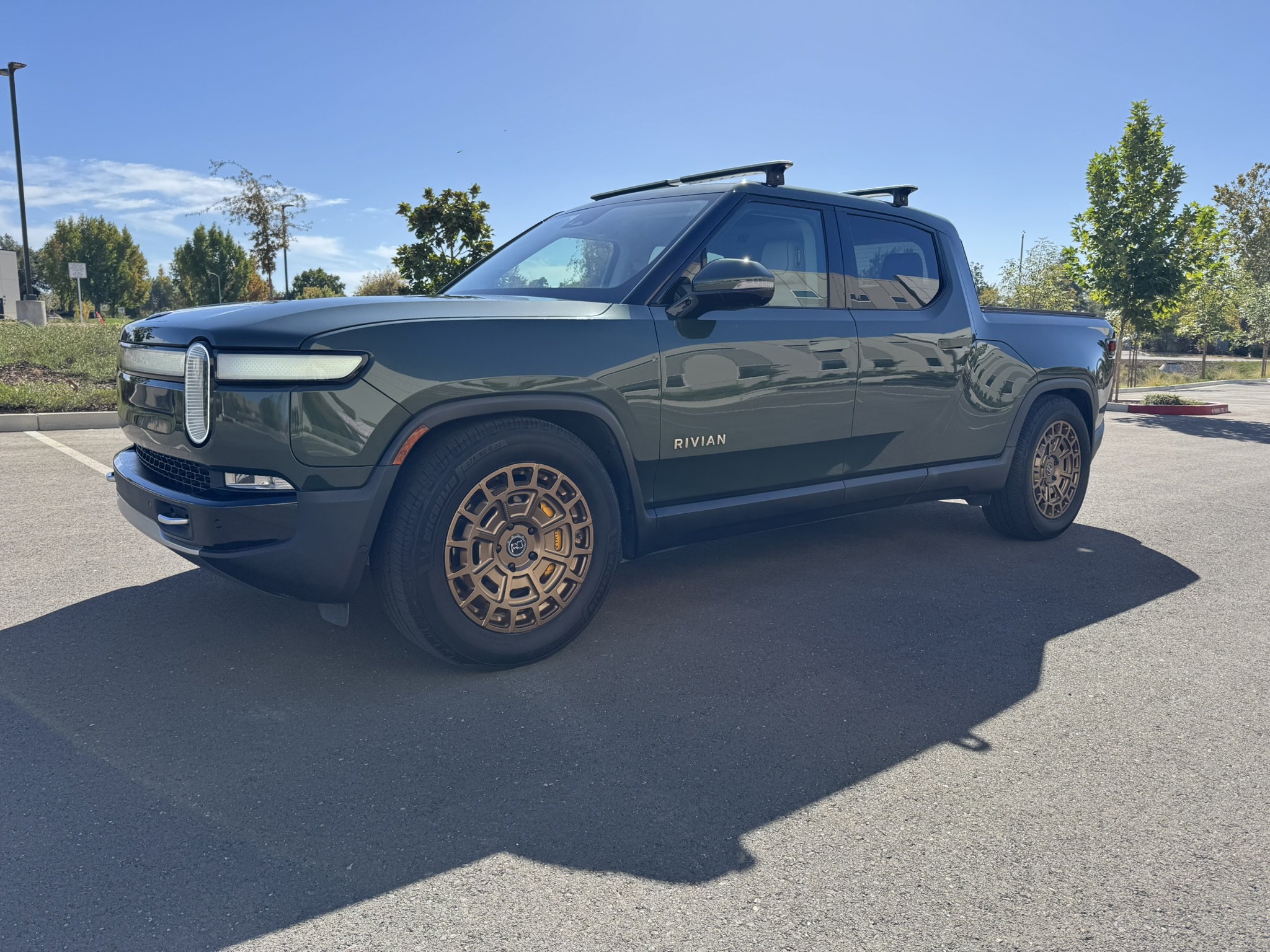 Used 2022 Rivian R1T Adventure AWD/4WD image 12