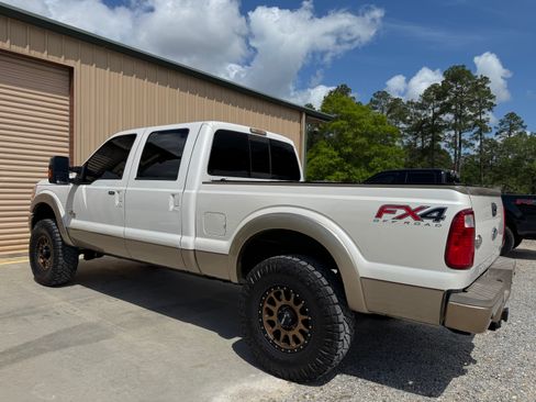 Used 2012 Ford F250 King Ranch w/ King Ranch w/Chrome Pkg image 4