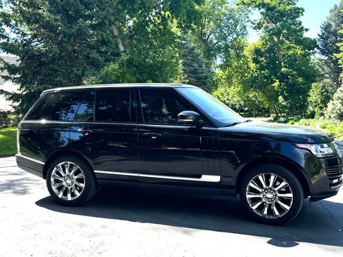 Used 2014 Land Rover Range Rover Supercharged image 9