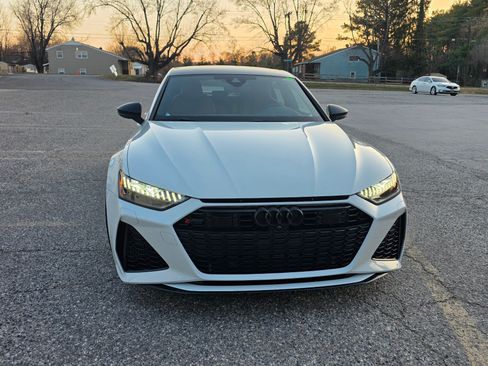 Used 2022 Audi RS 7 Sportback AWD/4WD image 2