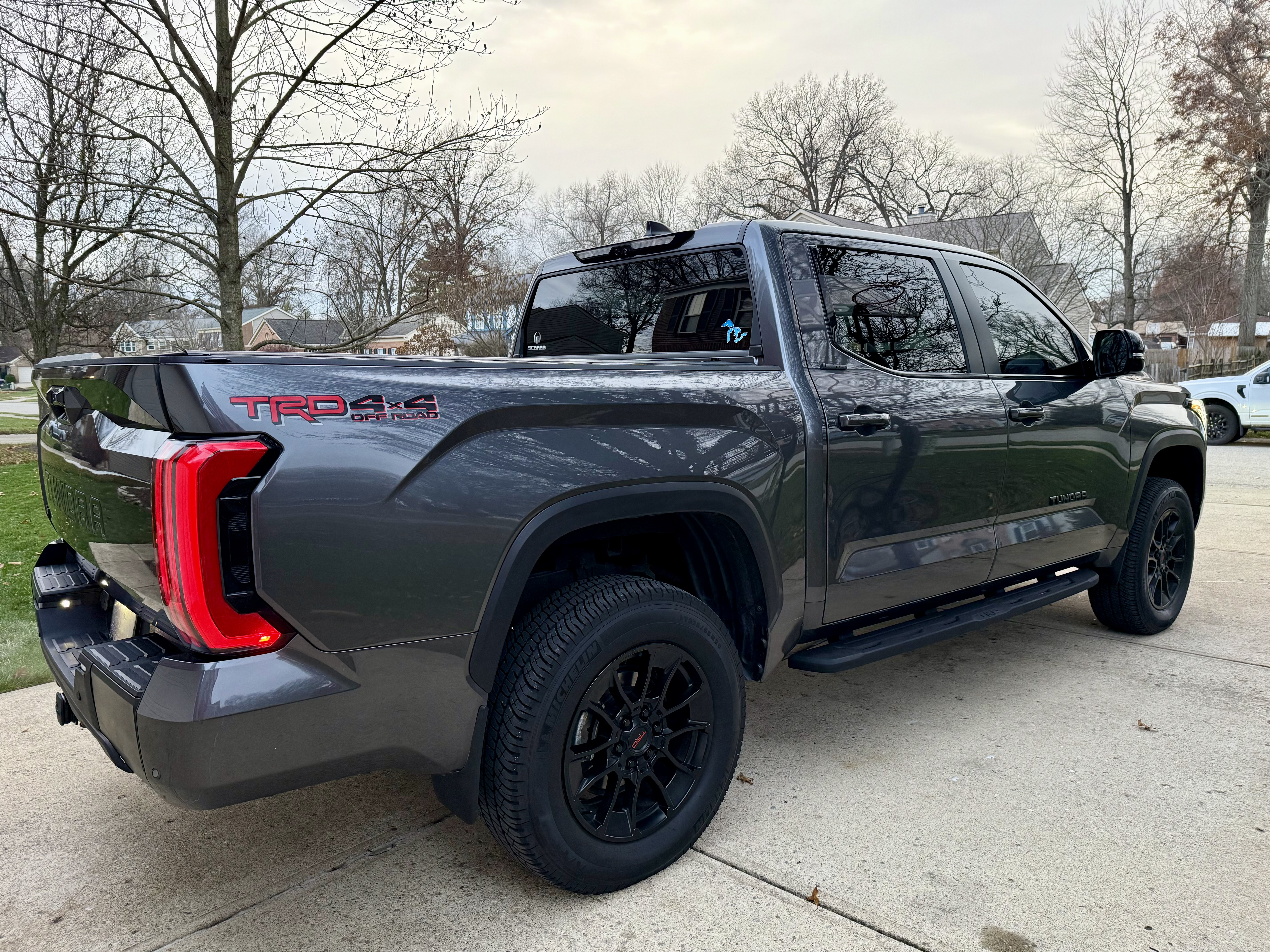 Used 2024 Toyota Tundra Limited w/ TRD Off-Road Package AWD/4WD image 2
