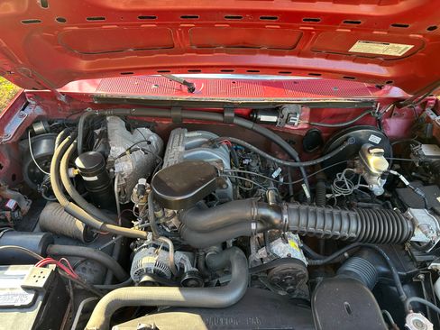 Used 1995 Ford F150 2WD Regular Cab image 10