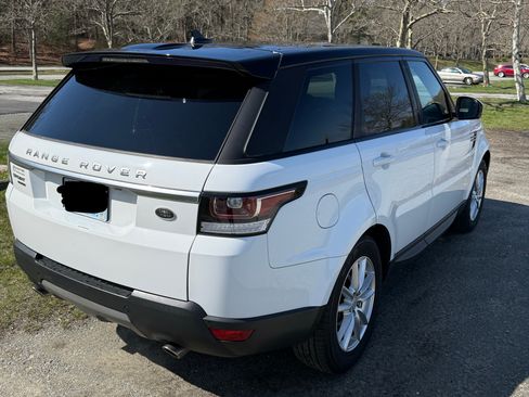 Used 2015 Land Rover Range Rover Sport SE AWD/4WD image 2