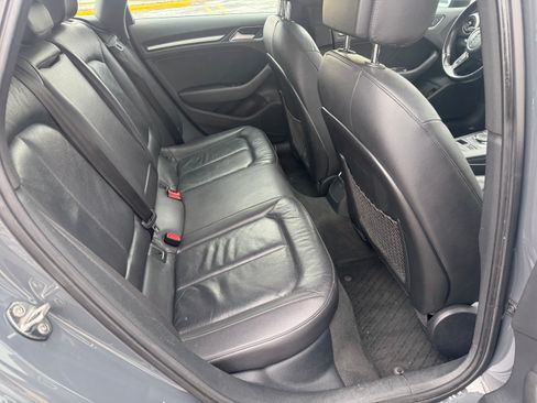 Used 2017 Audi A3 e-tron Premium image 11