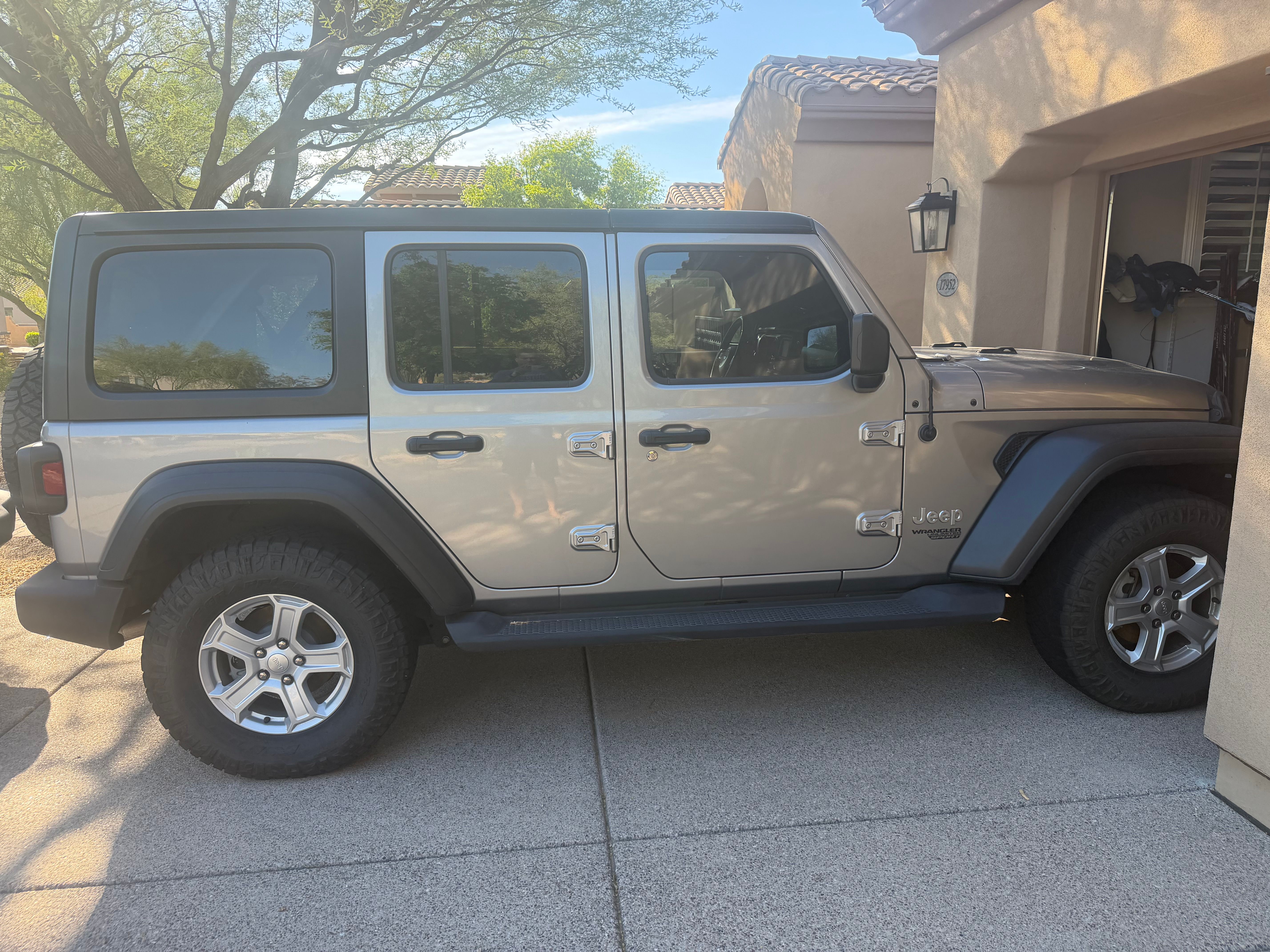 Used 2020 Jeep Wrangler Unlimited Sport S AWD/4WD image 1