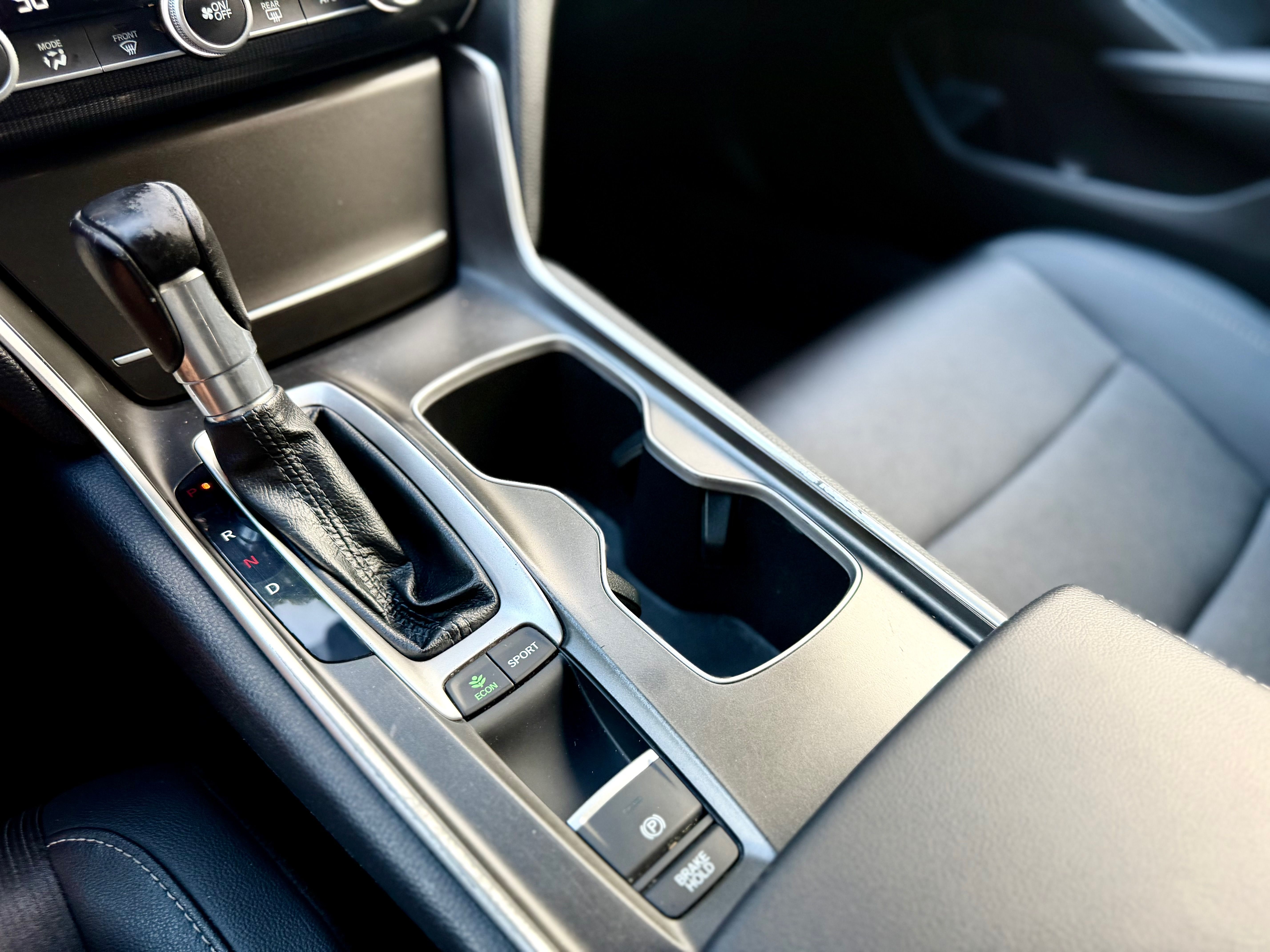 Used 2020 Honda Accord Sport image 9