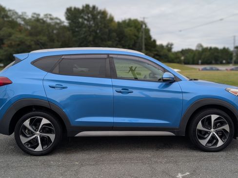 Used 2017 Hyundai Tucson Sport w/ Cargo Package image 5