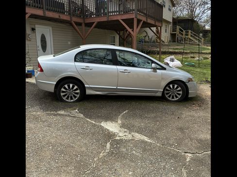 Used 2010 Honda Civic EX image 3