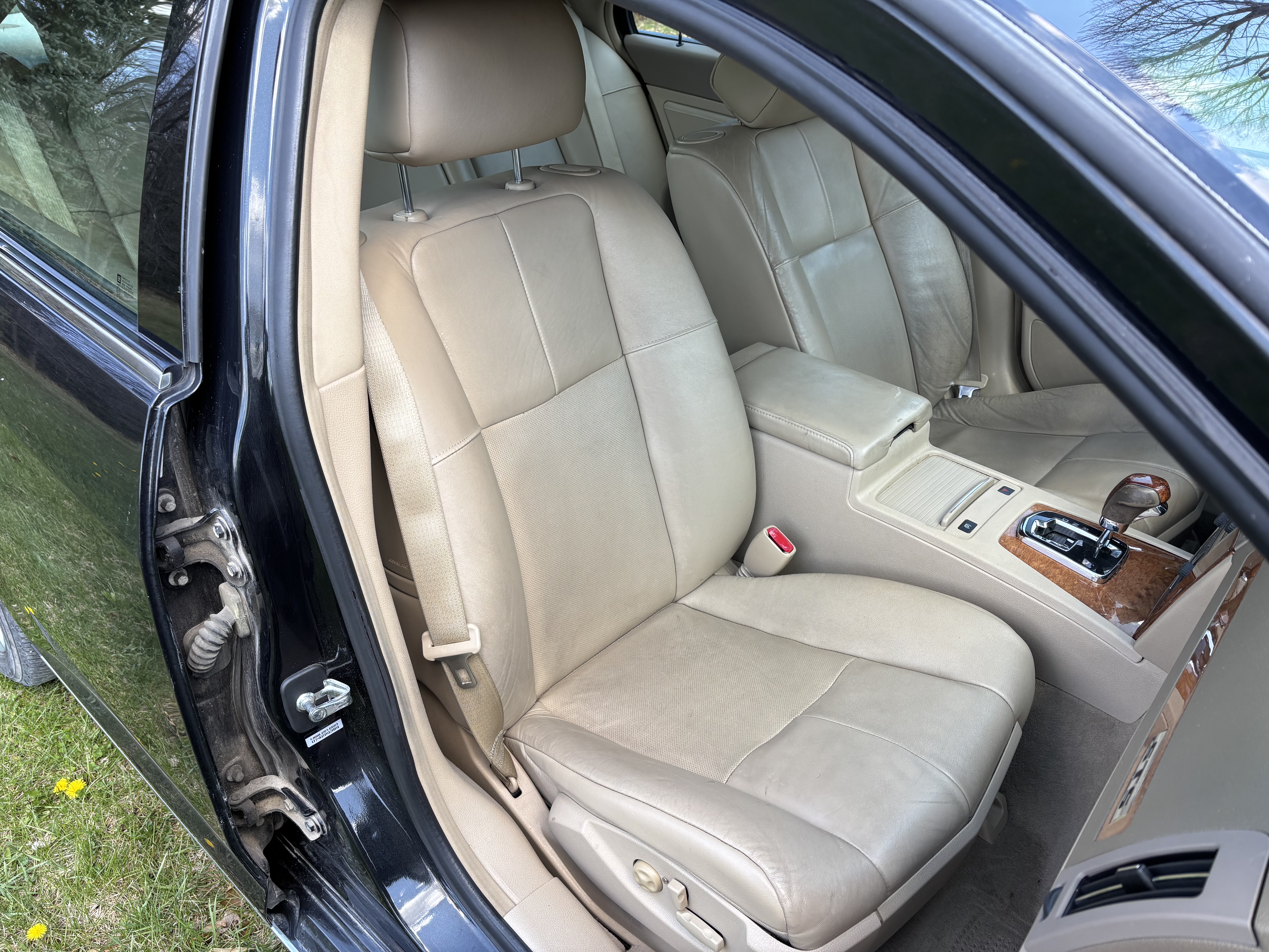 Used 2011 Cadillac STS image 14