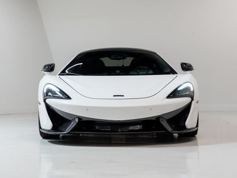 Used 2019 McLaren 570S Coupe image 11