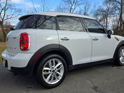 Used 2014 MINI Cooper Countryman image 16