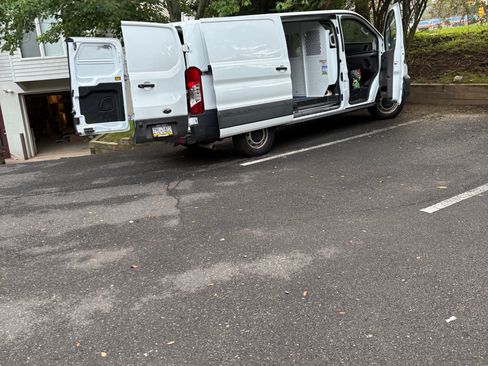 Used 2024 Ford Transit 150 Low Roof w/ Load Area Protection Package RWD image 8