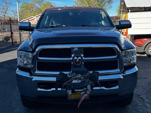 Used 2017 RAM 2500 Tradesman w/ Chrome Appearance Group image 9