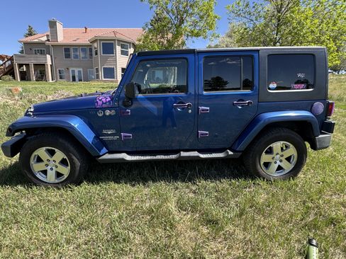 Used 2009 Jeep Wrangler Unlimited Sahara w/ Trailer Tow Group AWD/4WD image 5