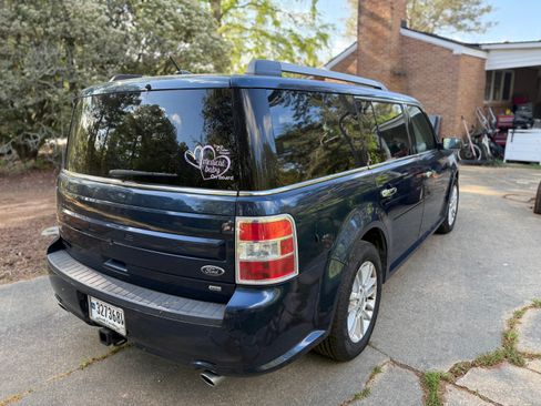Used 2017 Ford Flex SEL AWD/4WD image 3
