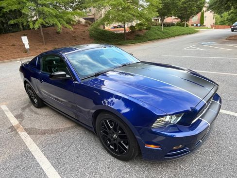 Used 2014 Ford Mustang Coupe w/ Equipment Group 102A RWD image 1