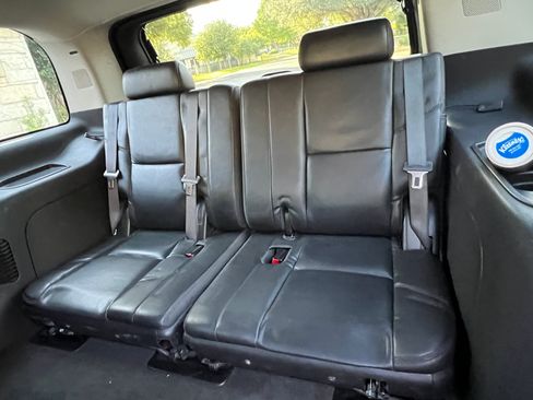 Used 2008 Cadillac Escalade AWD image 8