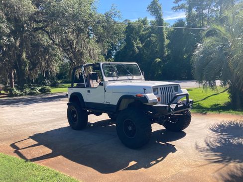 Used 1995 Jeep Wrangler Rio Grande AWD/4WD image 9