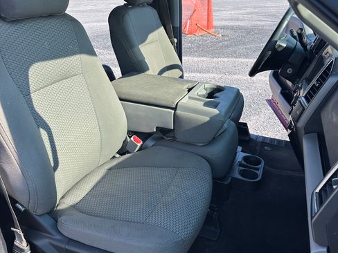 Used 2015 Ford F150 XLT w/ Equipment Group 302A Luxury image 15