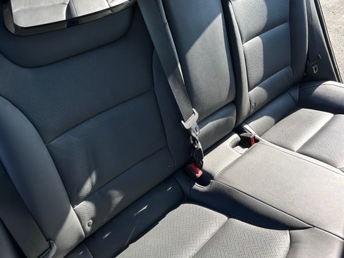 Used 2019 Hyundai Ioniq Limited image 17