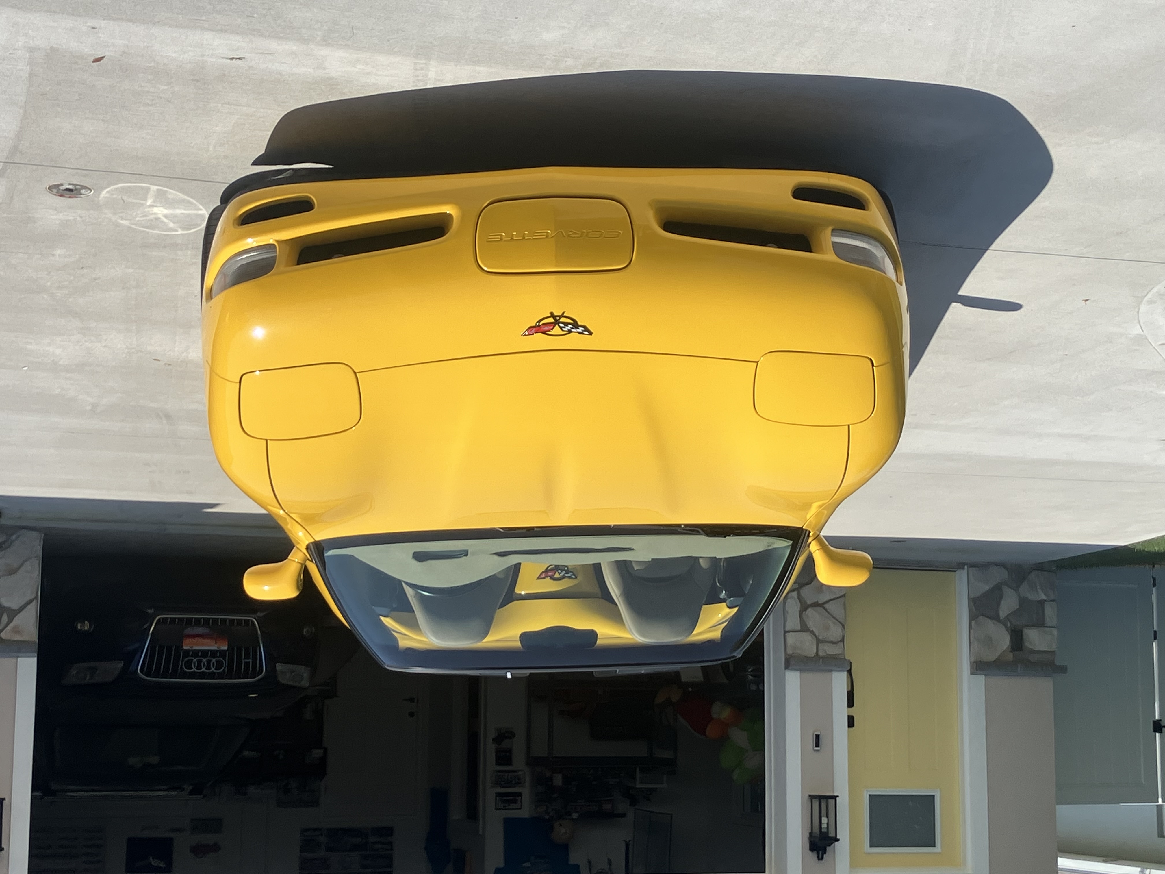 Used 2001 Chevrolet Corvette Convertible w/ Preferred Equipment Group2 RWD image 1