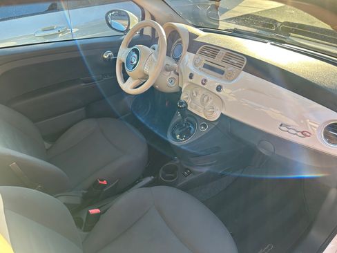 Used 2015 FIAT 500 Pop image 12