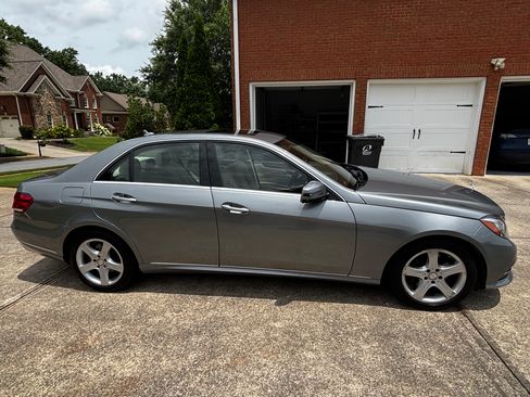 Used 2014 Mercedes-Benz E 350 Sedan image 8