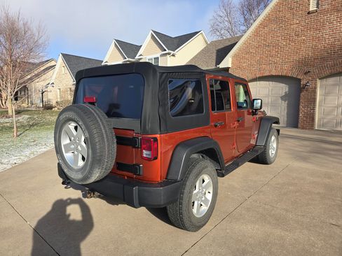 Used 2014 Jeep Wrangler Unlimited Sport w/ Quick Order Package 23S image 5