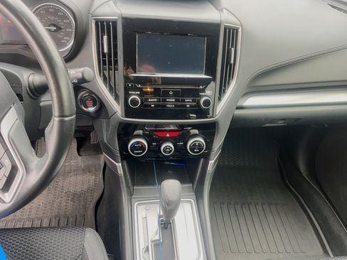 Used 2021 Subaru Forester Premium image 12