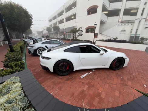 Used 2023 Porsche 911 GT3 RS image 8