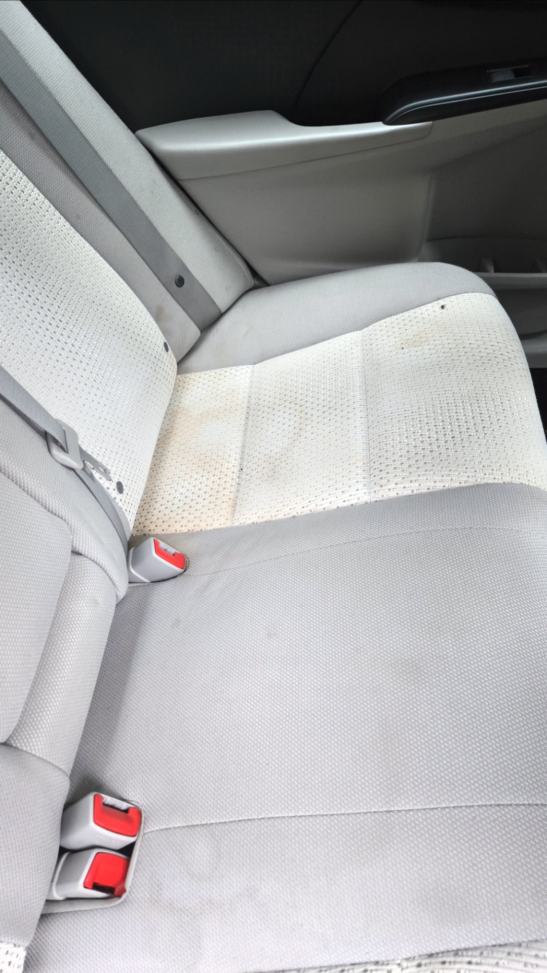 Used 2014 Toyota Camry LE FWD image 13