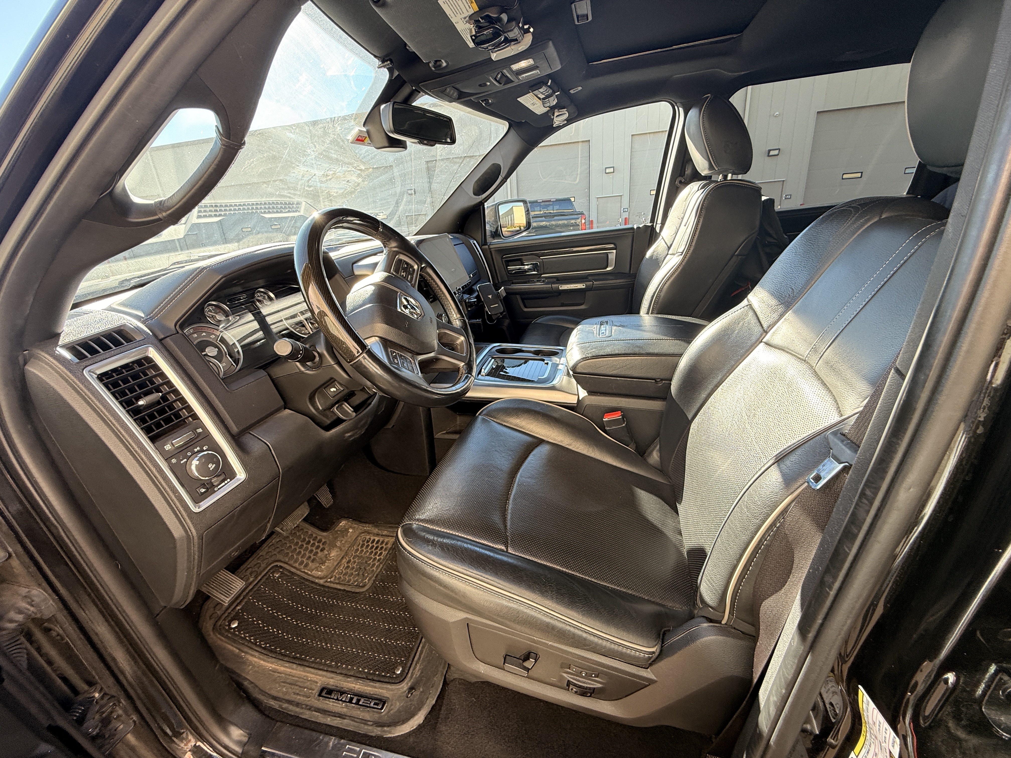 Used 2017 RAM 2500 Limited AWD/4WD image 6