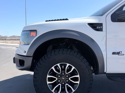 Used 2014 Ford F150 Raptor w/ Equipment Group 801A Luxury AWD/4WD image 13