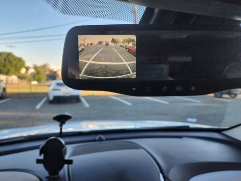 Used 2010 Chevrolet Equinox LT w/ Chrome Appearance Package image 6