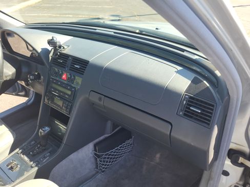 Used 2000 Mercedes-Benz C 280 Sedan image 14
