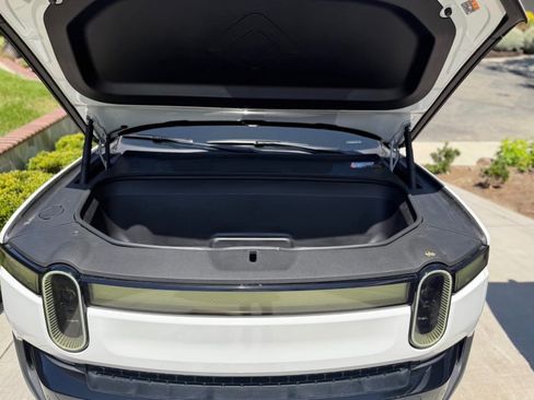 Used 2023 Rivian R1S Adventure image 13