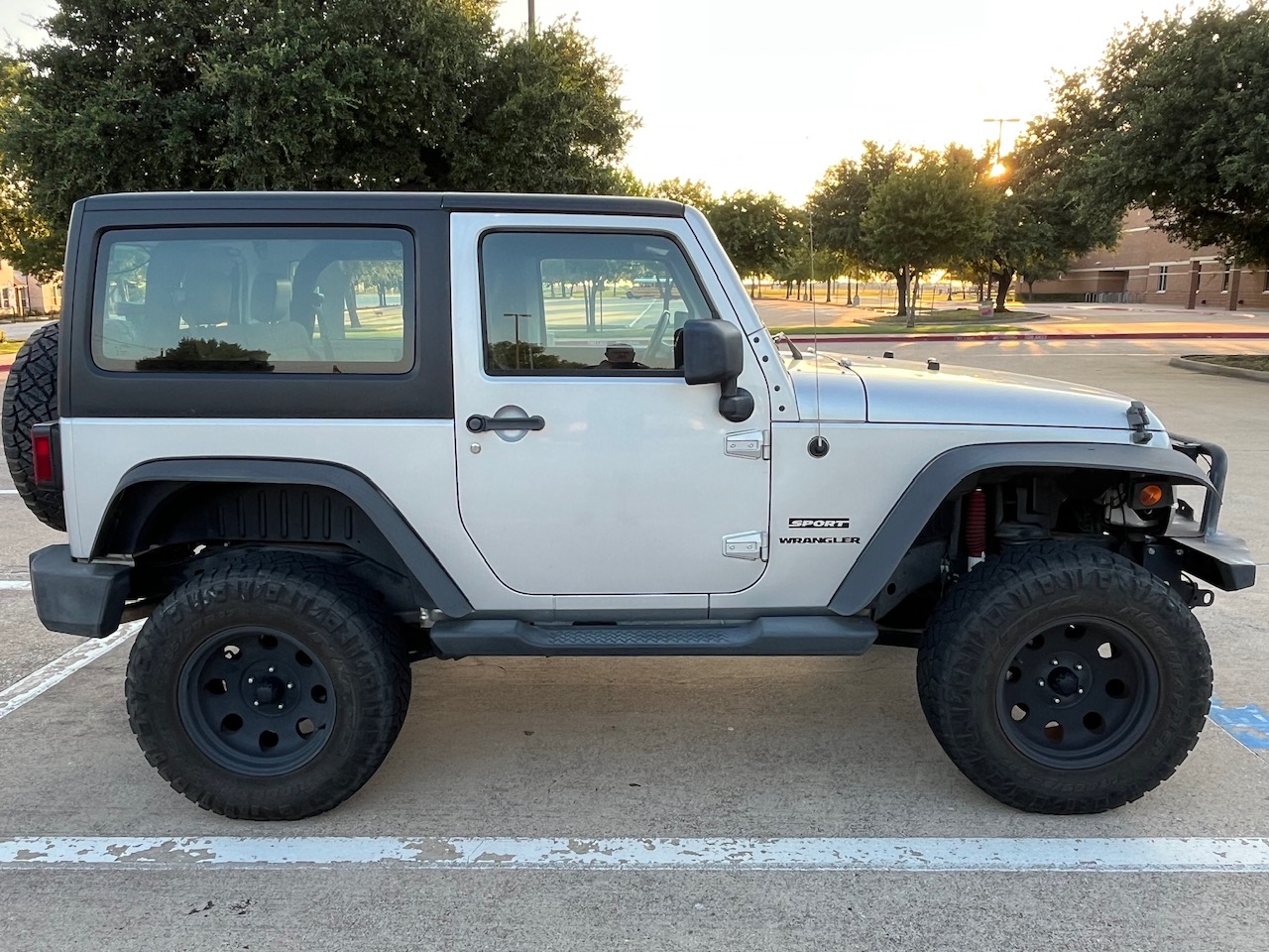 Used 2012 Jeep Wrangler Sport AWD/4WD image 10
