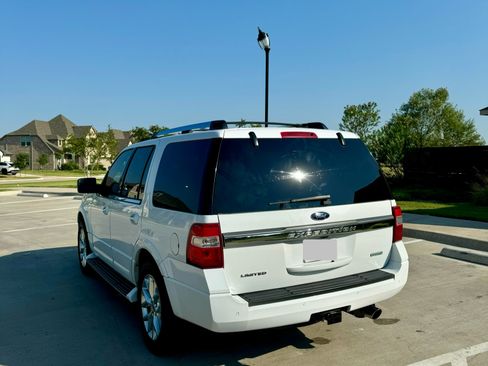 Used 2017 Ford Expedition Limited image 6