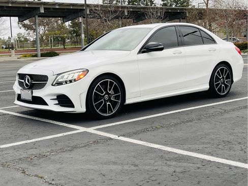 Used 2020 Mercedes-Benz C 300 Sedan image 2