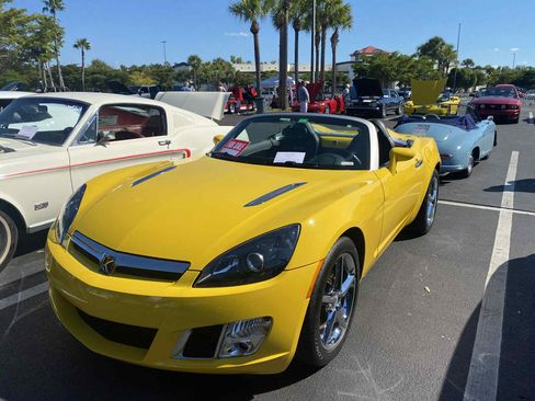 Used 2008 Saturn Sky Red Line image 1