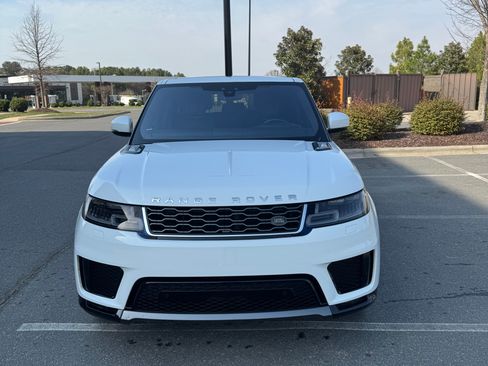 Used 2020 Land Rover Range Rover Sport HSE image 2