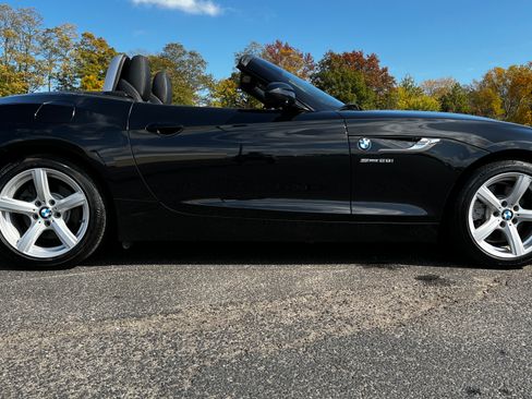 Used 2016 BMW Z4 sDrive28i image 6