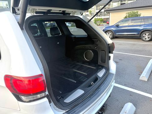 Used 2017 Jeep Grand Cherokee Limited 75th Anniversary AWD/4WD image 12