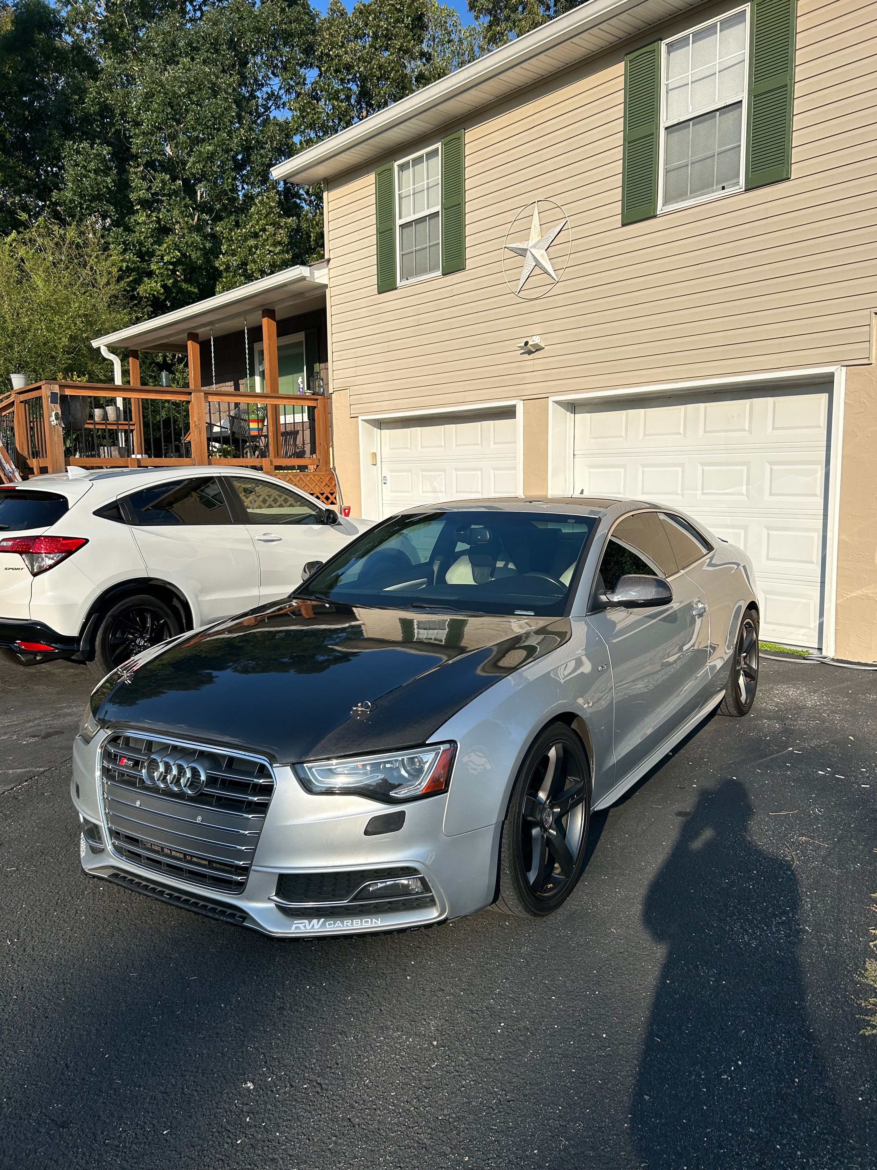 Used 2013 Audi S5 Prestige w/ Prestige Pkg AWD/4WD image 2