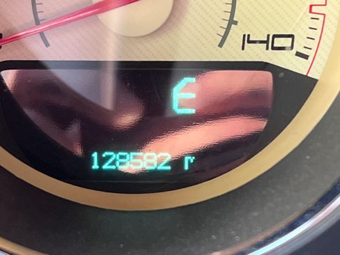 Used 2011 Dodge Challenger Coupe 2D image 8