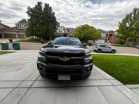 Used 2017 Chevrolet Colorado Z71 AWD/4WD image 4