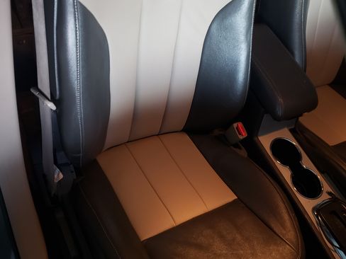 Used 2010 Mercury Milan Premier image 15