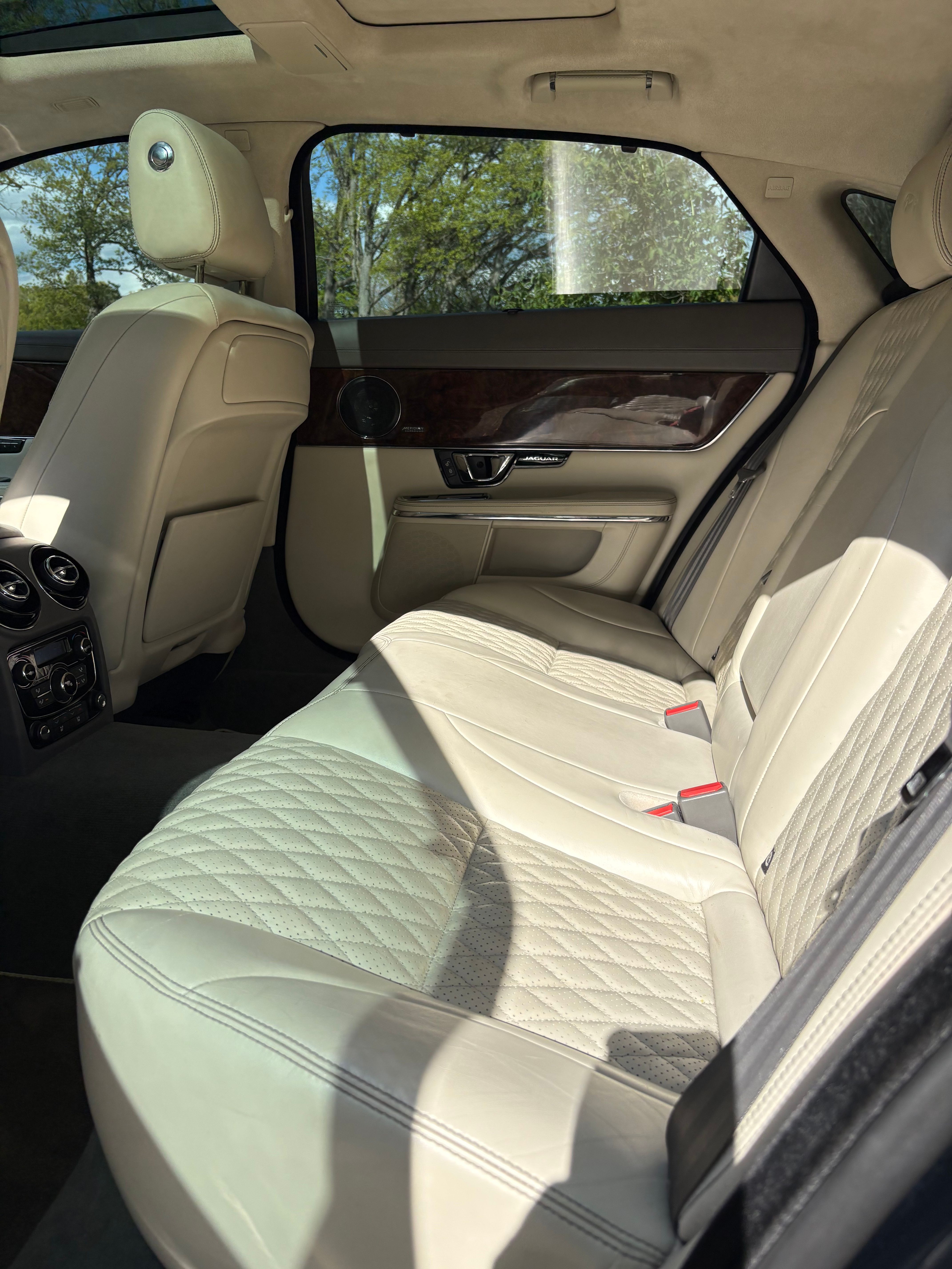 Used 2016 Jaguar XJ L Portfolio AWD/4WD image 8